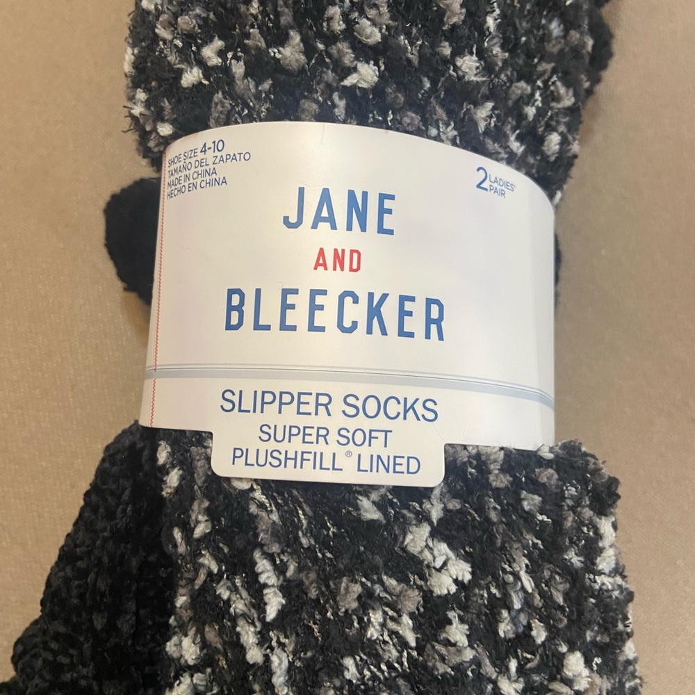 Jane And Bleecker Super Soft Slipper Socks New 2 Pairs Size 4-10